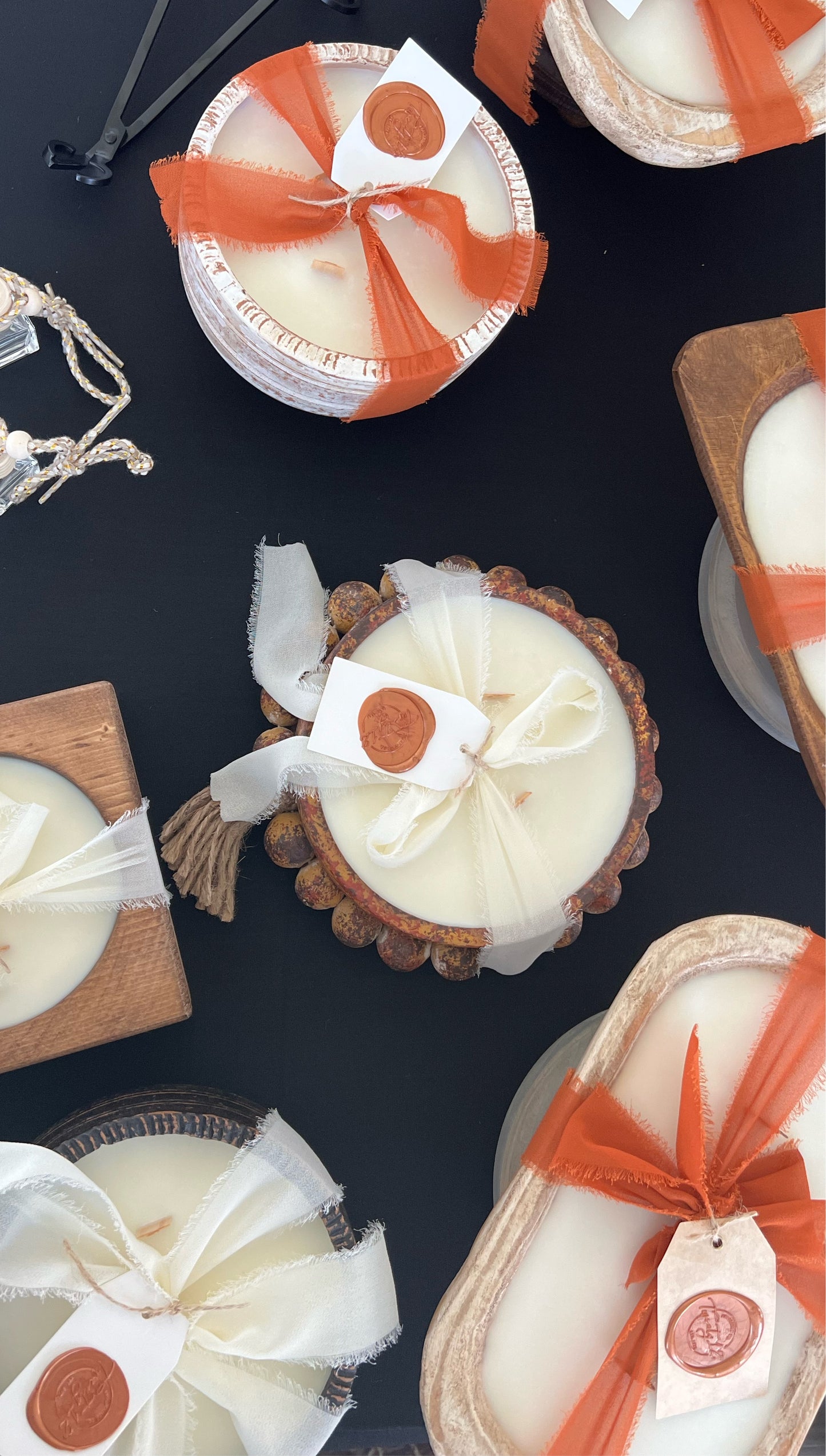White Clay Pattern Bowl Candle